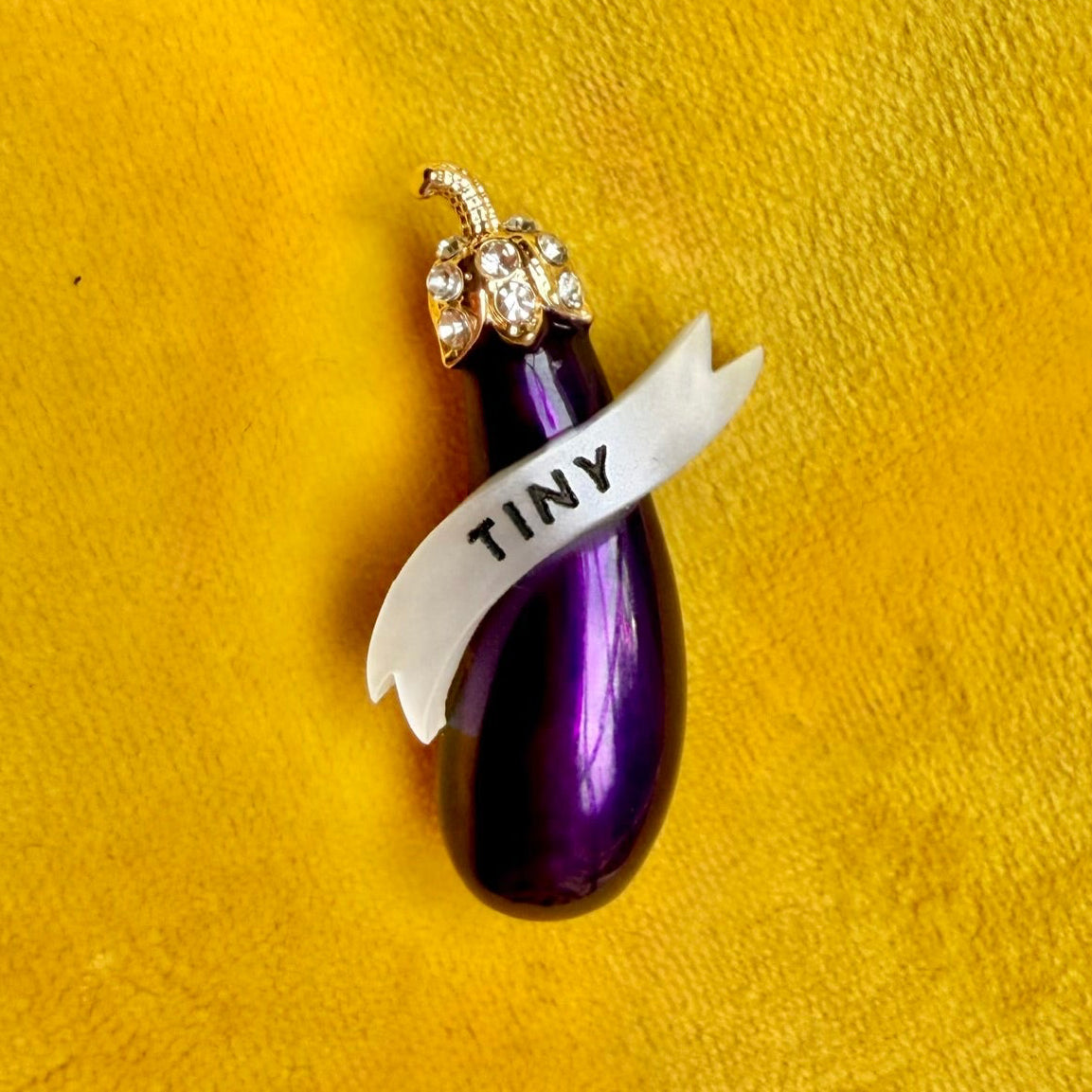 Tiny Eggplant/Aubergine pin