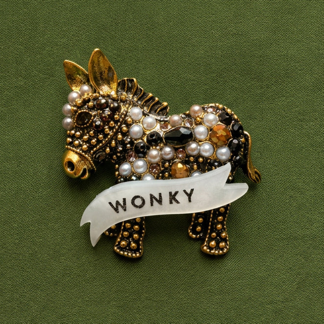 Wonky Donkey, diamanté pin