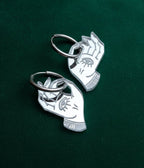 Mystic hands earrings