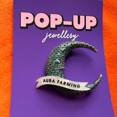 Aura Farming, moon brooch