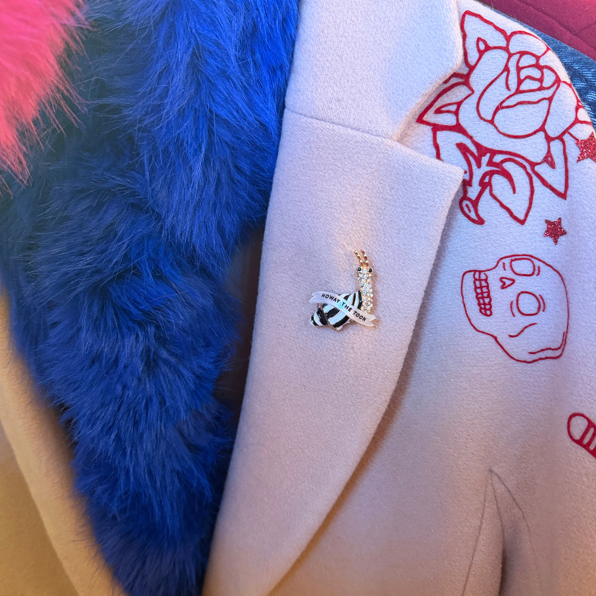 Sam, the Geordie snail! Diamanté pin