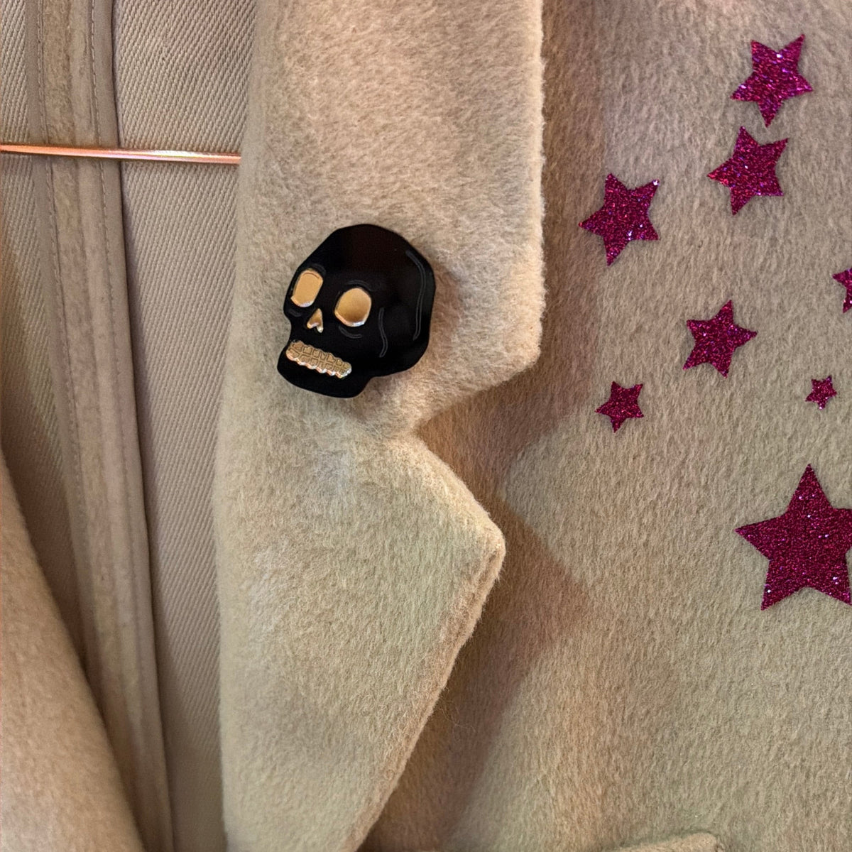 Skull Brooch