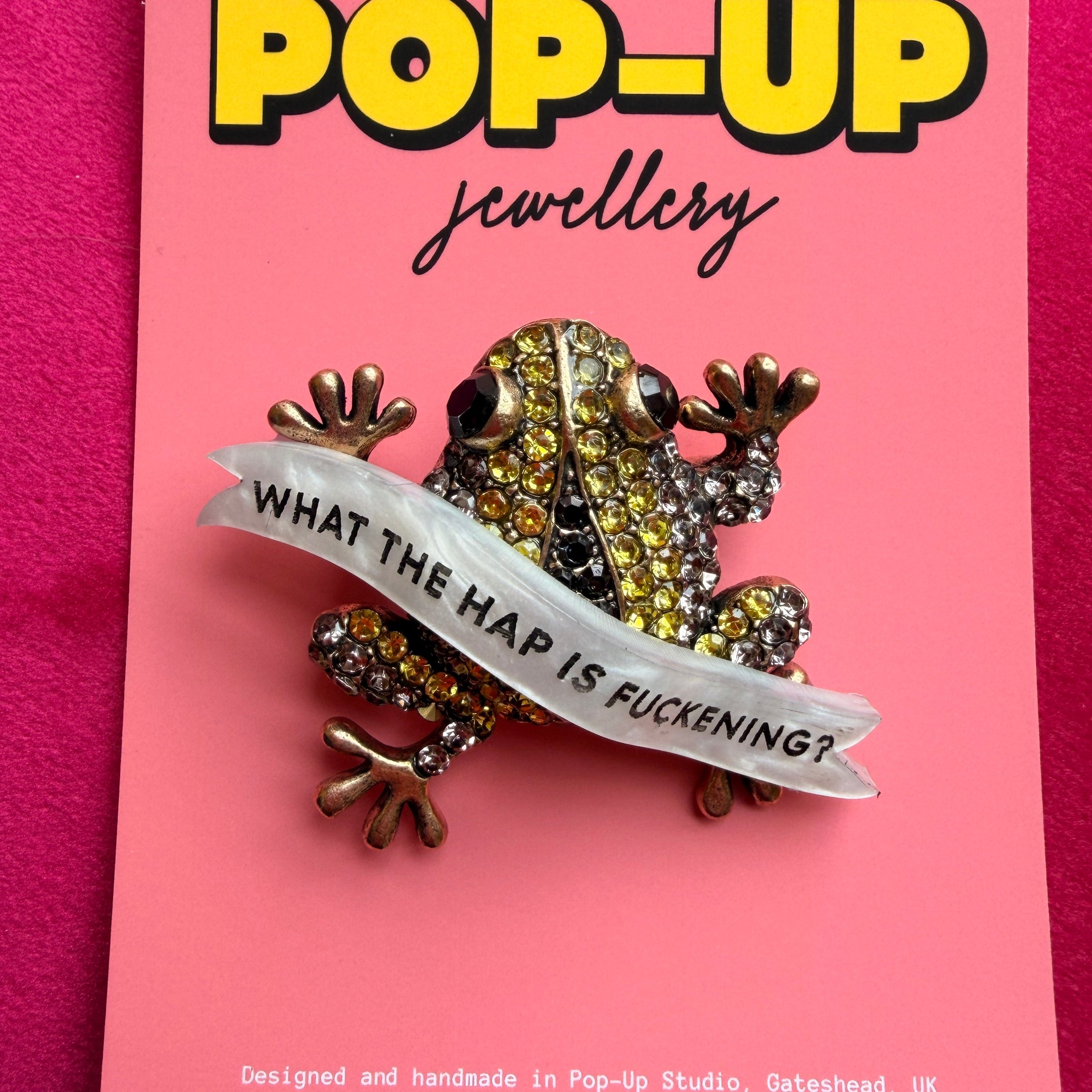 TRAUMATISED TOAD, diamanté pin