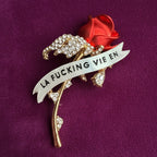 La FUCKING vie en rose, diamante pin