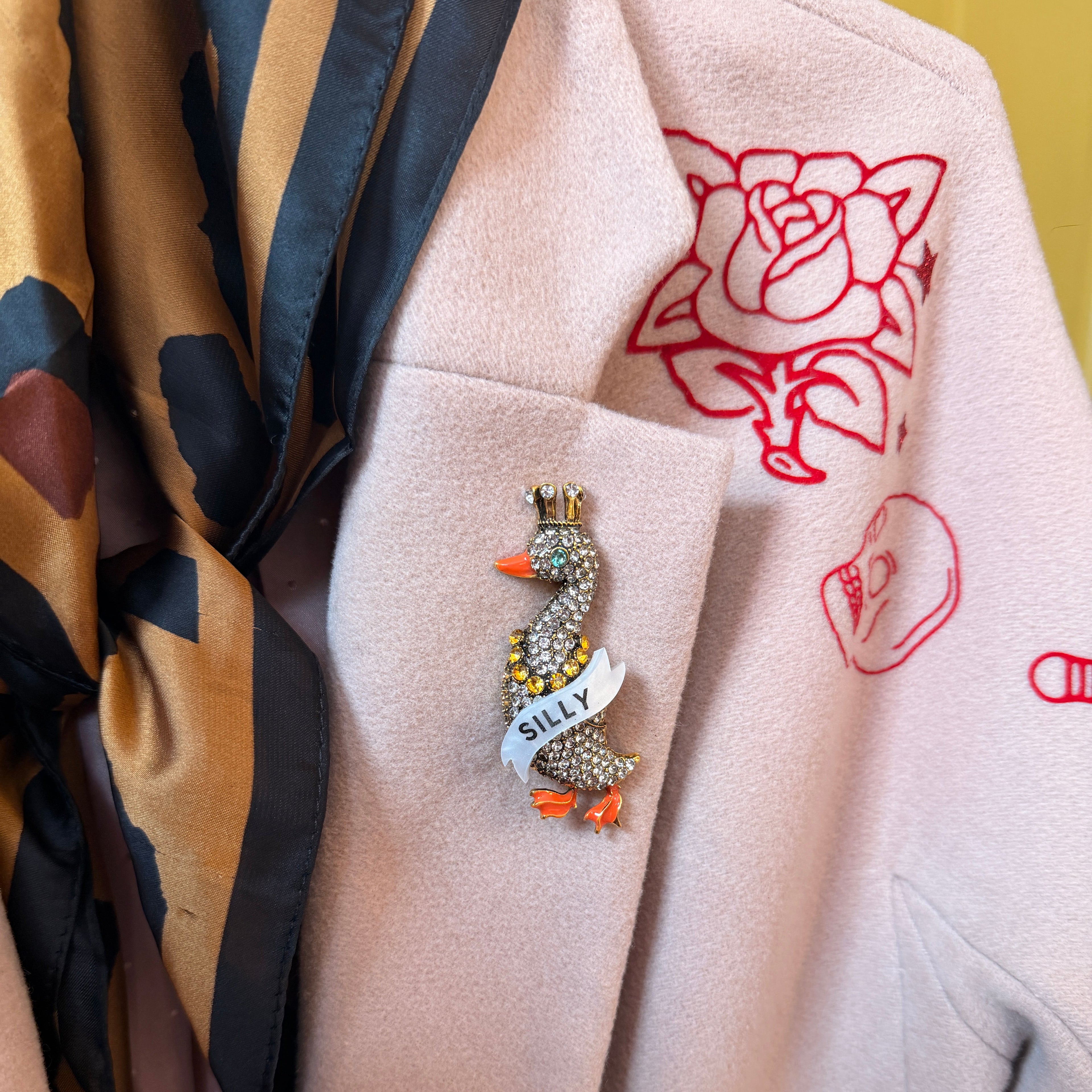 SILLY GOOSE, Diamanté pin